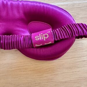Love Wildflower Contour Sleep Mask in Lavender